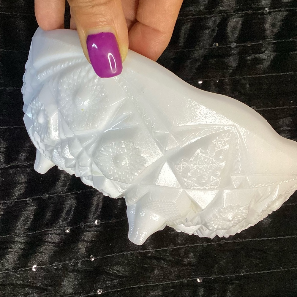 Vintage-Style White Hobnail & Starcut Milk Glass Bowl